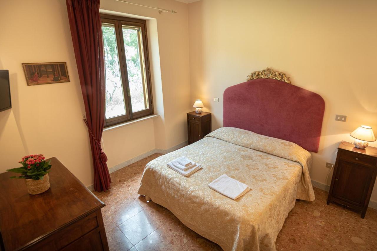 Agriturismo Villa Val D'Olivi Capodacqua  المظهر الخارجي الصورة
